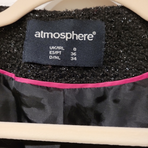 Blazer - Picture 2 of 4